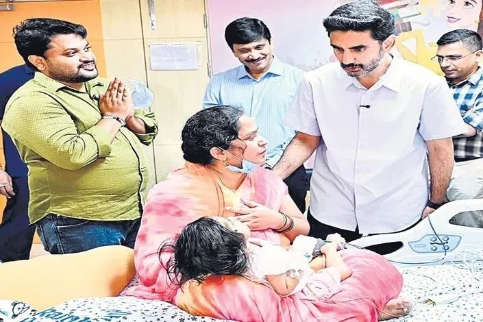 அரிய வகை நோயால் பாதிக்கப்பட்ட சிறுமிக்கு ரூ.6 கோடி மதிப்பிலான மருந்தை வழங்கினார் அமைச்சர் லோகேஷ்