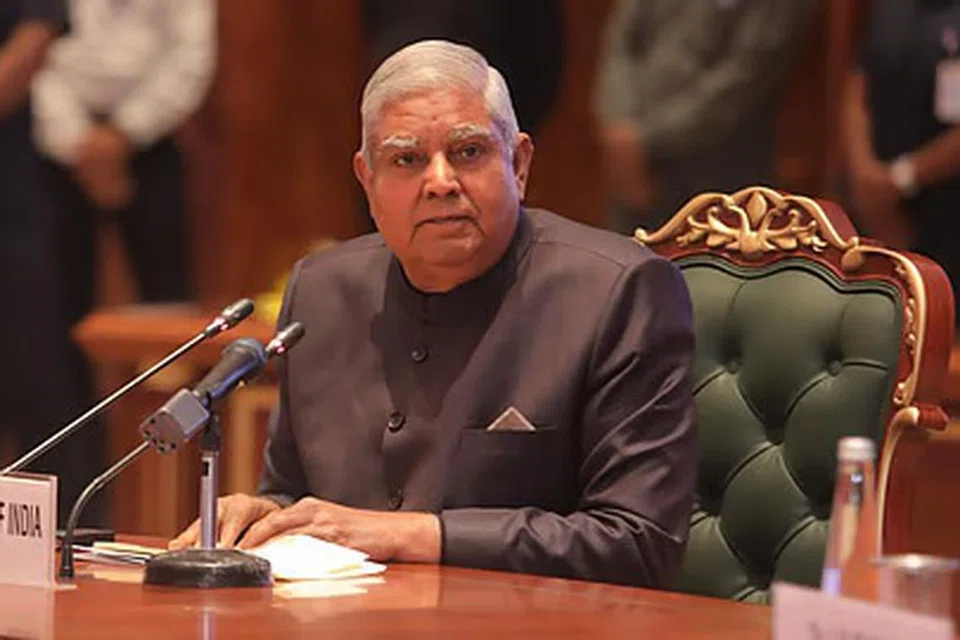 பதவி விலகிய ஜெகதீப் தன்கர்.