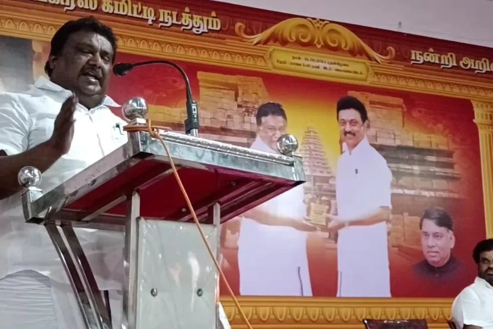 ராஜேந்திர சோழனுக்கு கங்கைகொண்ட சோழபுரத்தில் ரூ.22 கோடி மதிப்பீட்டில் மாபெரும் அருங்காட்சியகம் அமைப்பதற்கு உத்தரவிட்டுள்ள தமிழக அரசுக்கு நன்றி தெரிவிக்கும் விழாவில் போக்குவரத்துத்துறை அமைச்சர் சிவசங்கர் உரையாற்றினார்.