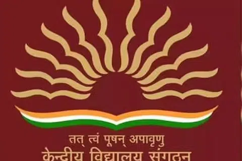 நாடு முழுவதும் ஏறக்குறைய 13,000 பள்ளிகள் ‘பிஎம்ஸ்ரீ’ திட்டத்தின்கீழ் இயங்குவதாக கல்வித்துறை இணை அமைச்சர் ஜெயந்த் குறிப்பிட்டுள்ளார்.