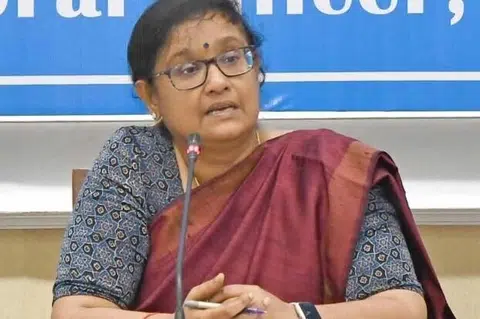 தமிழ்நாட்டின் தலைமைத் தேர்தல் அதிகாரி அர்ச்சனா பட்நாயக் திங்கட்கிழமை (மார்ச் 16) காலை செய்தியாளர்களிடம் பேசினார்.