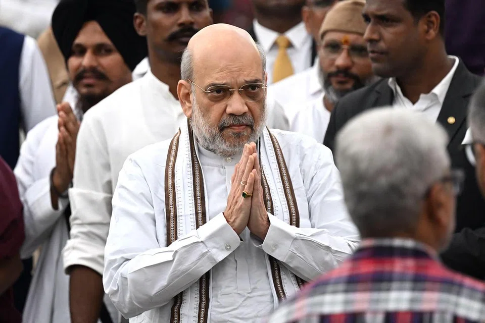 கனடாவில் உள்ள சீக்கியப் பிரிவினைவாதிகளை அச்சுறுத்தும் நோக்கில் அவர்களுக்கு எதிராகக் கட்டவிழ்க்கப்பட்ட வன்முறைச் சம்பவங்களைத் திரு அமித் ஷா (நடுவில்) திட்டமிட்டார் என்று கனடா அதிகாரிகள் கூறியதாக தி வாஷிங்டன் போஸ்ட் நாளிதழ் செய்தி வெளியிட்டது.