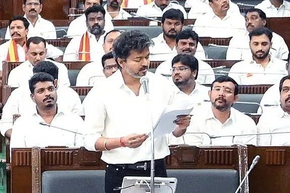 தமிழகத்தில் முதல்வர் மருத்துவக் காப்பீடு தொகை ரூ.25 லட்சமாக உயர்வு