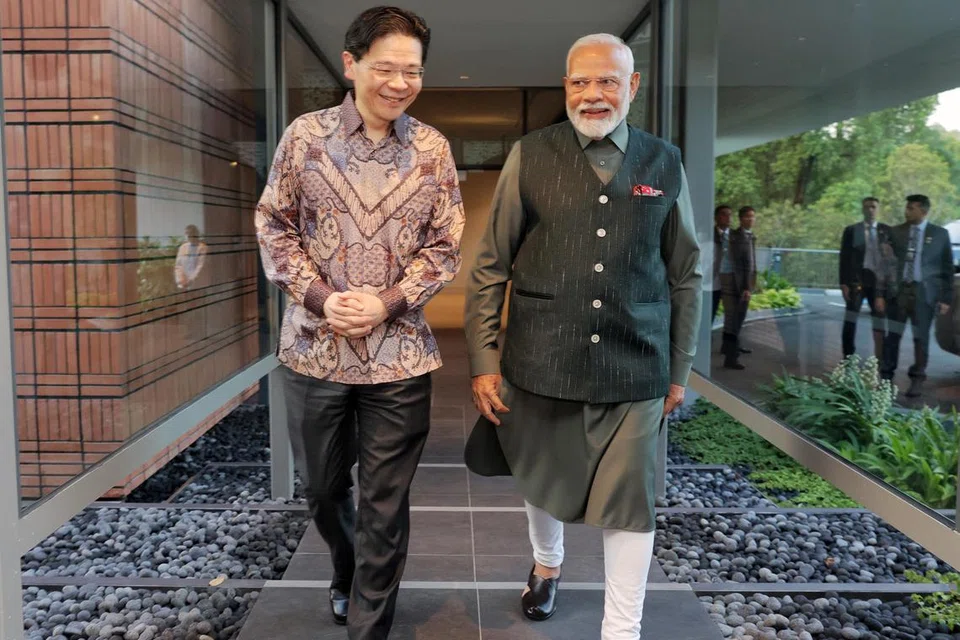 சிங்கப்பூர் பிரதமர் லாரன்ஸ் வோங்கின் அழைப்பை ஏற்று, இந்தியப் பிரதமர் நரேந்திர மோடி சிங்கப்பூருக்கு இரு நாள் அதிகாரத்துவமாக வருகைபுரிந்துள்ளார்.