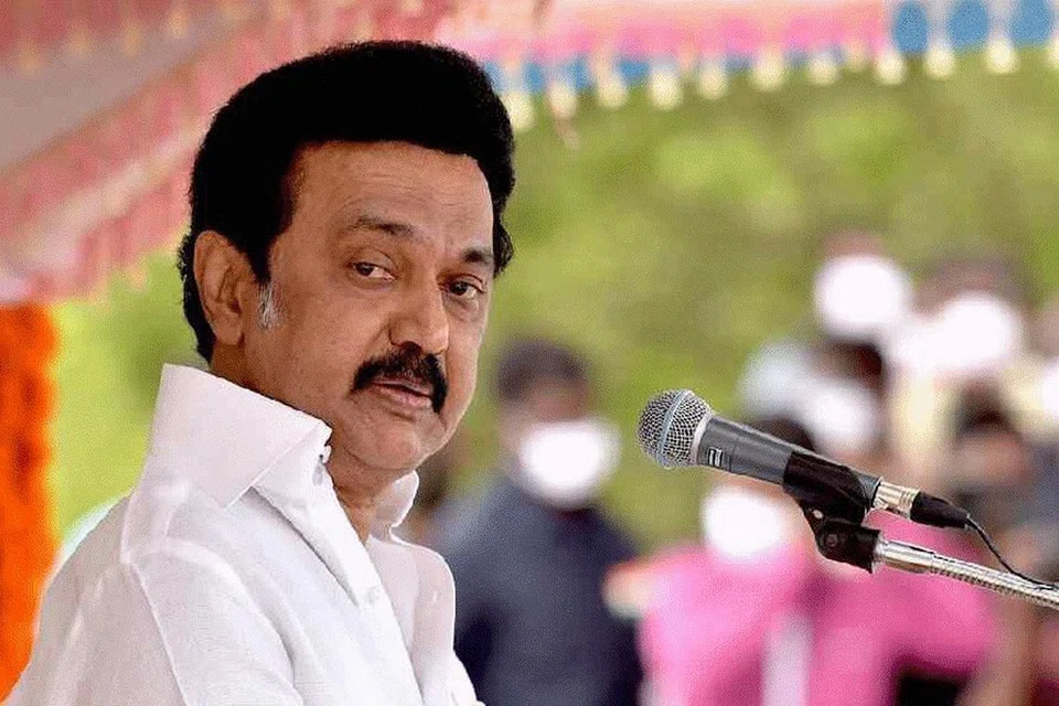 ஸ்பீக்கிங் ஃபார் இந்தியா என்ற தலைப்பில் ஆடியோ சீரிஸ் வெளியிடப்போவதாக தமிழக முதல்வர் மு.க.ஸ்டாலின் அறிவித்துள்ளார்.