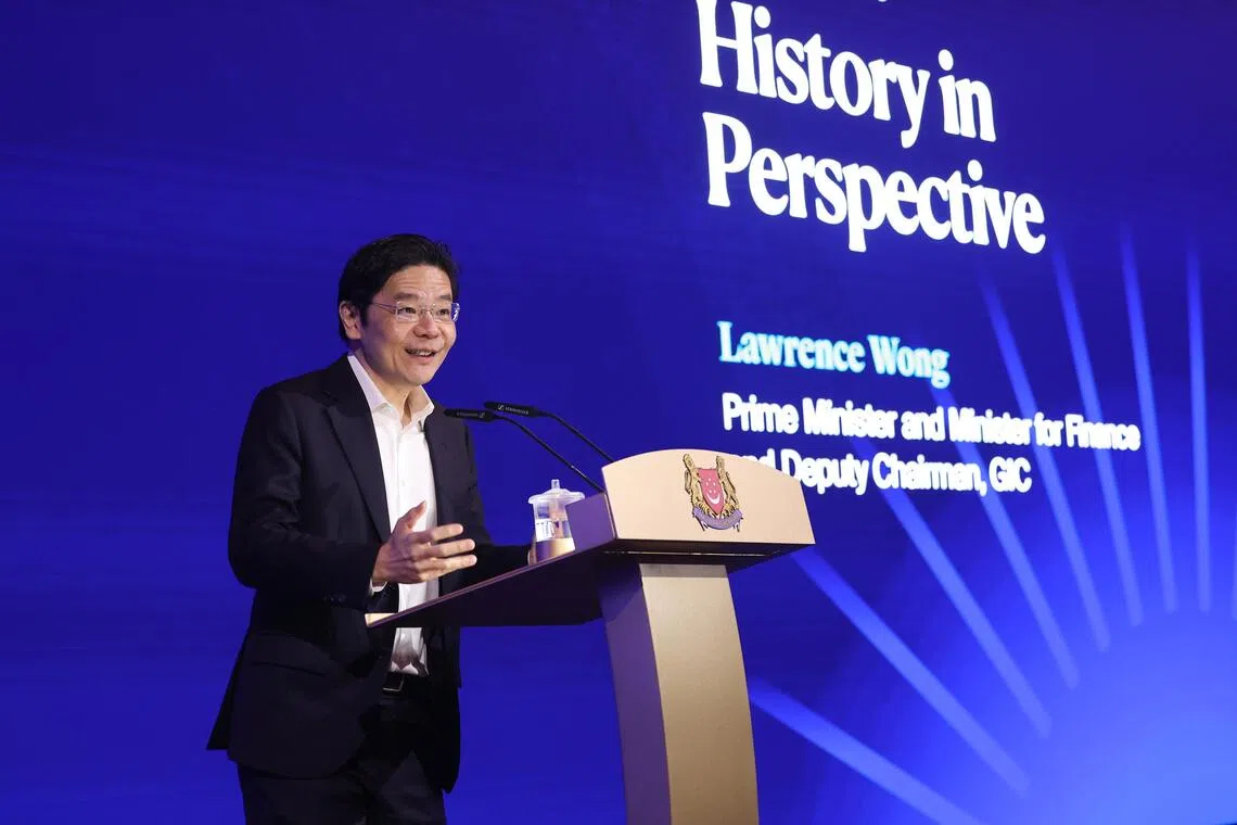 சவால்மிக்க உலகச் சூழலைக் கையாள சிங்கப்பூர் பொருளியல் மேம்படவேண்டும்: வோங் 