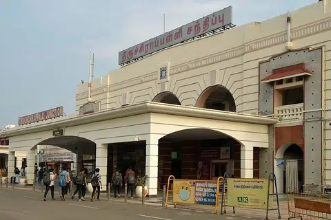 தமிழக அளவிலான செயல்பாட்டில் திருச்சி நகரம் மாநில அளவில் முதலிடத்தைப் பிடித்து சாதனை படைத்துள்ளது.
