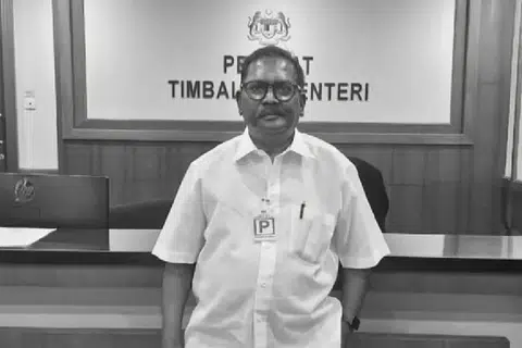 செய்தித் துறையில் ஏறத்தாழ 45 ஆண்டுகள் நீண்ட அனுபவம் கொண்டிருந்த டாக்டர் ராஜன் பூபாலன்.