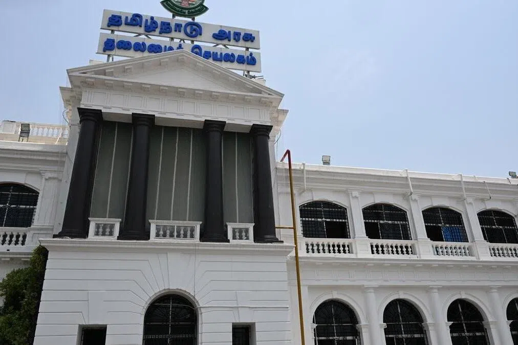 15 ஆண்டு பழைமையான தமிழக அரசு வாகனங்களின் பதிவு நீட்டிப்பு