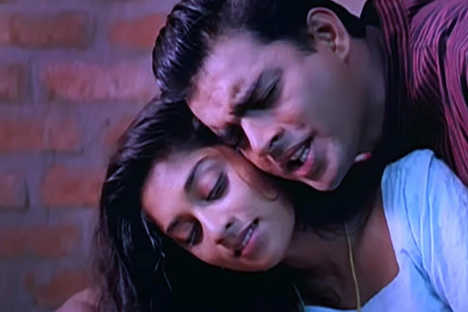 ‘அலைபாயுதே’ படத்தில் ஒரு காட்சி.