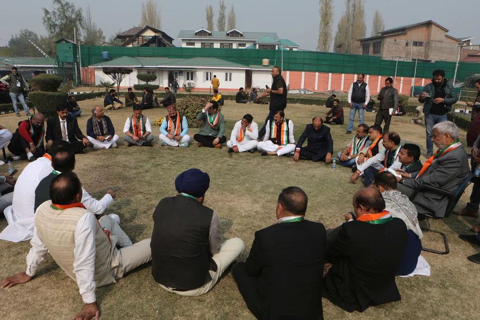 b92912dd-446f-4f15-b2fd-e8c3341d56a2