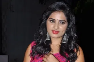 சவால்களைச் சந்தித்து சாதிப்பதே நடிகையின் வேலை: சிருஷ்டி