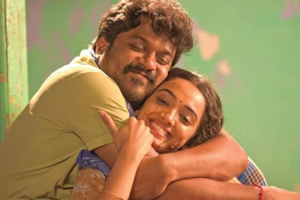 ‘குடும்பஸ்தன்’ படத்தில் இடம்பெற்றுள்ள ஒரு காட்சியில் மணிகண்டன், ஷான்வி.