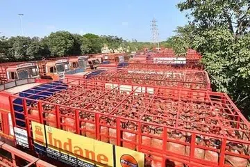 மத்தியக் கிழக்குப் பகுதியில் நிலவி வரும் மோதல் காரணமாக இந்தியா உள்ளிட்ட பல்வேறு நாடுகளில் எரிவாயு விநியோகம் பாதிக்கப்பட்டுள்ளது.