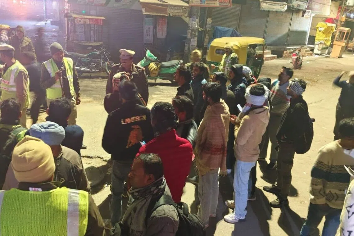 டெல்லியில் முறியடிப்பு நடவடிக்கை: நூற்றுக்கணக்கானோர் கைது