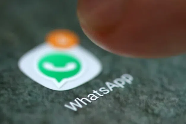 புதுடெல்லிவாசிகள் பிறப்புச் சான்றிதழுக்கு விரைவில் வாட்ஸ்அப்பில் விண்ணப்பிக்கலாம்