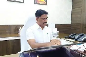 பாஜகவின் தேசிய செயலாளர்களாக தமிழ்நாட்டைச் சேர்ந்த எம்.வெங்கடேசன் உட்பட 16 பேர்  16 பேர் நியமிக்கப்பட்டுள்ளனர்.