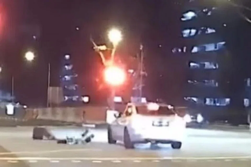 படம்: SG ROAD VIGILANTE/பேஸ்புக்