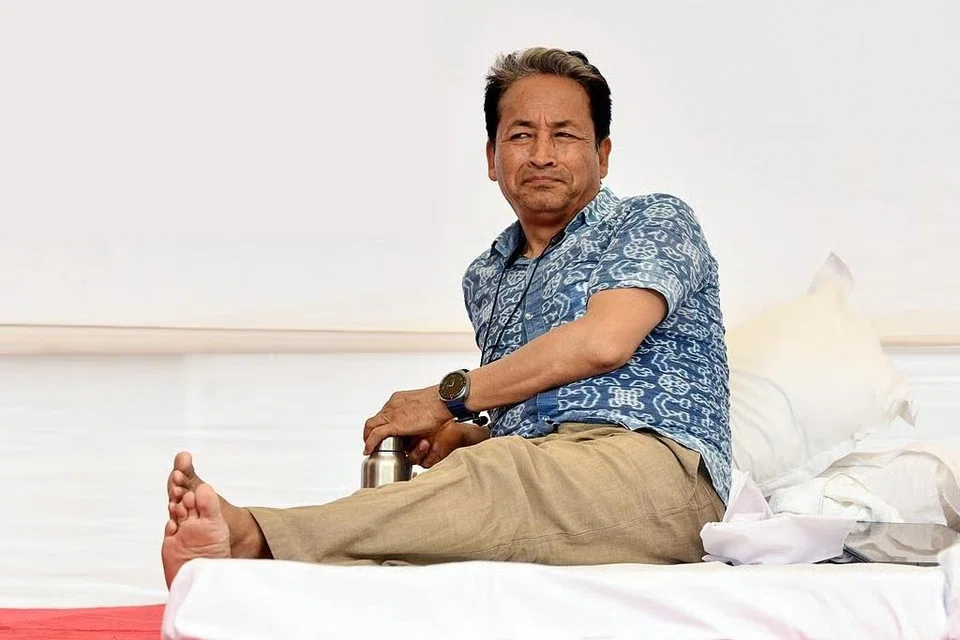 சுற்றுச் சூழல் ஆர்வலர் சோனம் வாங்சுக்.