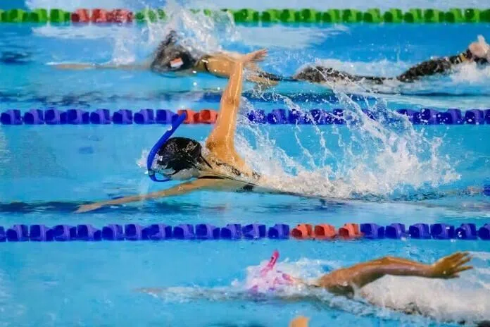 போலி ஆவணங்களின் தொடர்பில் மூவர்மீது குற்றச்சாட்டு 