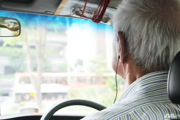 முதிய வாழ்க்கைத்தொழில் ஓட்டுநருக்கான மருத்துவப் பரிசோதனை எளிமைப்படுத்தப்படும்