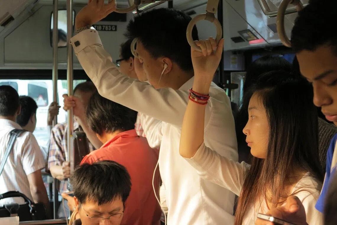 ஜோகூரிலிருந்து சிங்கப்பூர் வரும் பேருந்துகளில் நெரிசல்