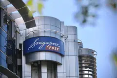 பயனீட்டாளர்கள் அமெரிக்காவுக்குப் பொருள்களை அனுப்ப இரண்டு விதமான தெரிவுகளை வழங்குகிறது சிங்போஸ்ட். செலுத்தவேண்டிய தீர்வைகள், வரிகளின் விவரங்களையும் நிறுவனம் அவர்களுக்குத் தெரியப்படுத்தும். 