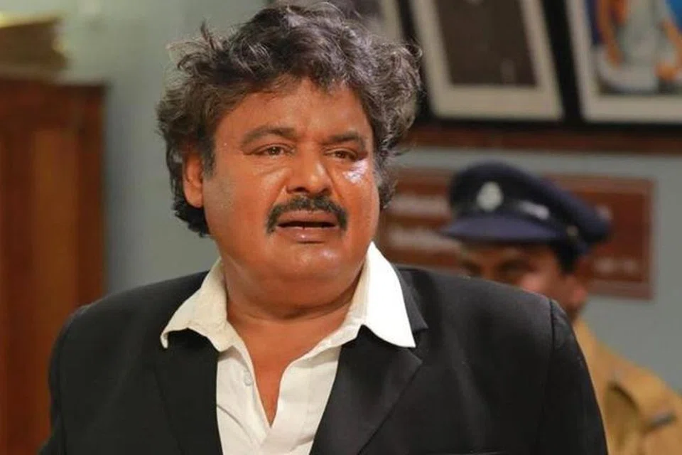 நடிகர் மன்சூர் அலிகான்.