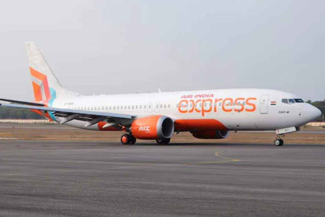 திருச்சியில் திடீரென ஓடுபாதையில் நின்ற ஏர் இந்தியா எக்ஸ்பிரஸ் விமானம்; பதறிய பயணிகள்