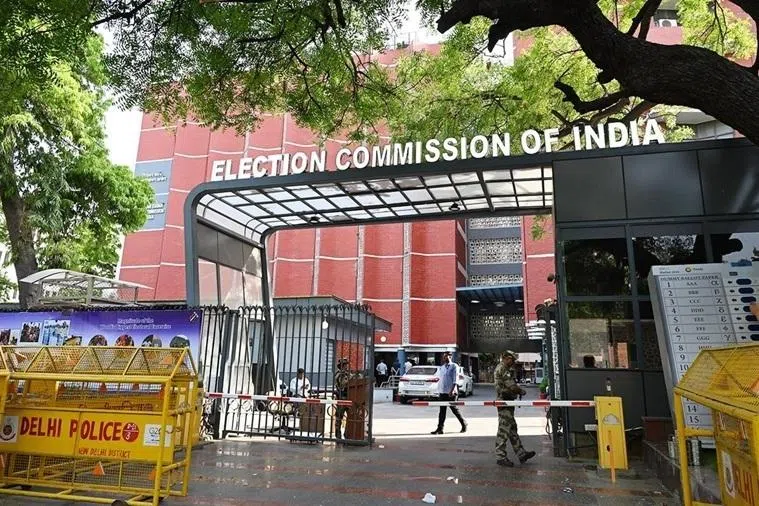 தேர்தல் முன்னேற்பாடுகளை ஆய்வு செய்ய தமிழகம் வரும் தலைமைத் தேர்தல் ஆணையக் குழு