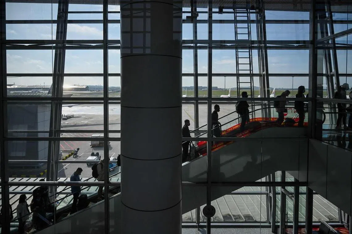 கோலாலம்பூர் விமான நிலையத்தில் தானியக்கக் குடிநுழைவு அனுமதிச் சேவையில் பாதிப்பு