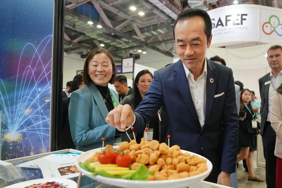 b60867e9-e5b2-4f1f-8654-5a548ec026b9