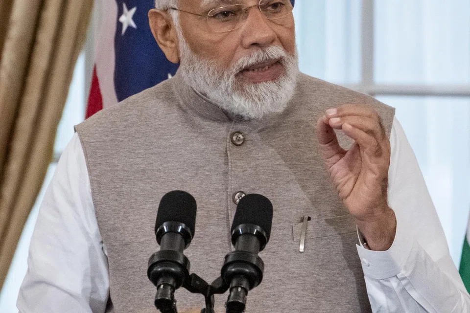 அமெரிக்க நாடாளுமன்றத்தில் சிறப்புரை ஆற்றிய இந்தியப் பிரதமர் மோடி, இருநாட்டு உறவில் புதிய சகாப்தம் தொடங்கியிருப்பதாகக் கூறினார்.  
