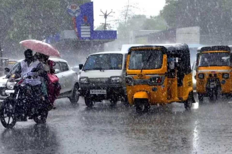 சென்னையில் கடந்த இரு தினங்களாக பலத்த மழை பெய்து வருகிறது.