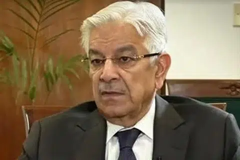 திரு கவாஜா ஆசிஃப் .