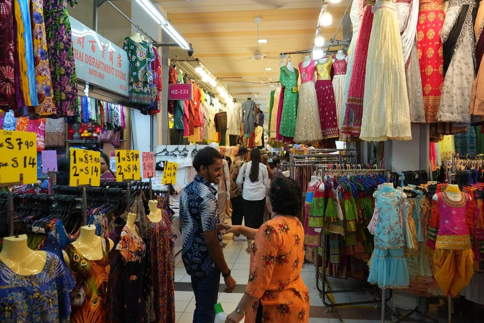 தேக்கா நிலையம் இரண்டாவது தளம்