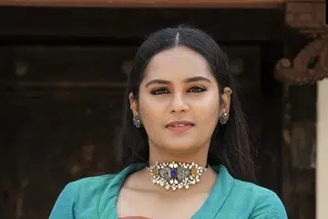 லட்சுமி பிரியா சந்திரமௌலி.