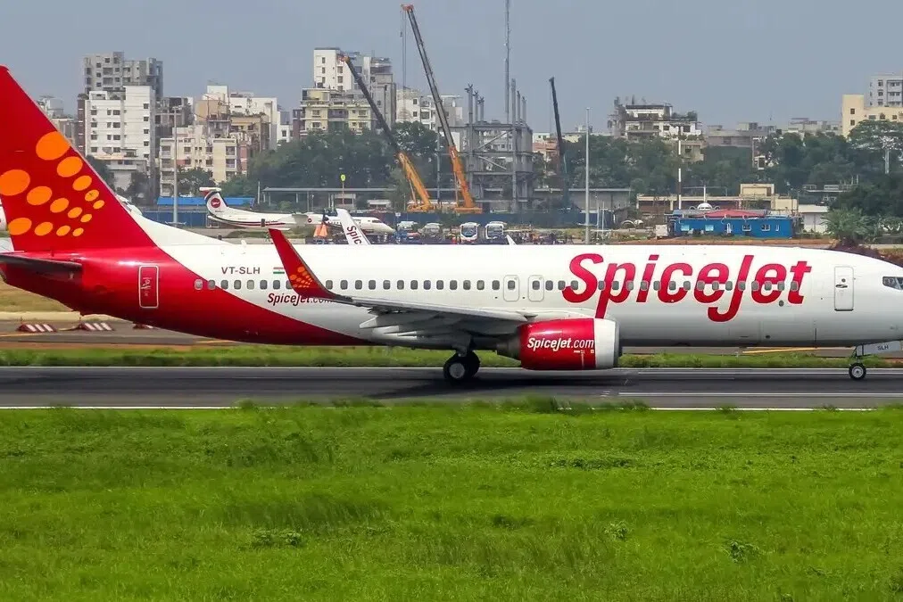 எட்டு போயிங் 737 ரக விமானங்களைக் குத்தகைக்கு எடுக்கும் ‘ஸ்பைஸ்ஜெட்’ 