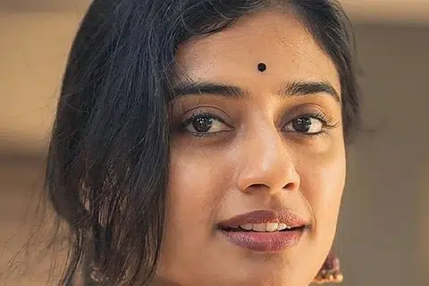 சுஷ்மிதா பட்.