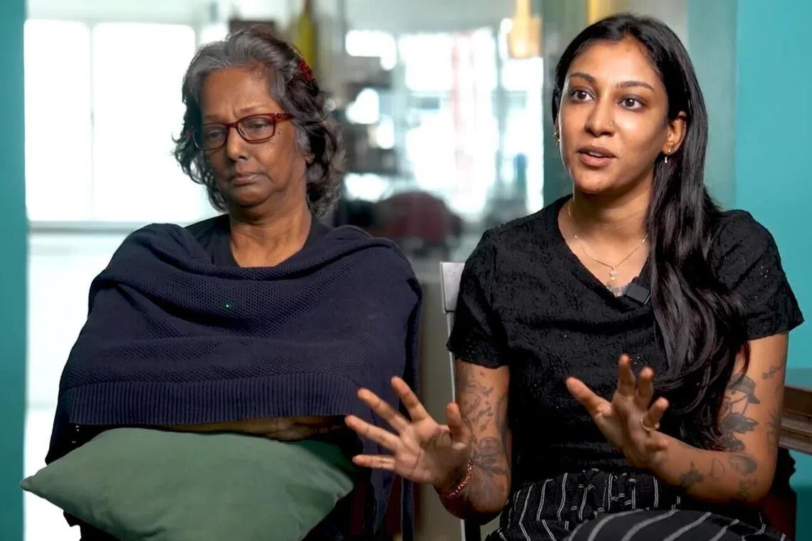 வளர்ப்புப் பிள்ளைகளுக்கு அன்பை வாரி வழங்கும் தாய்மையின் சிகரங்கள்