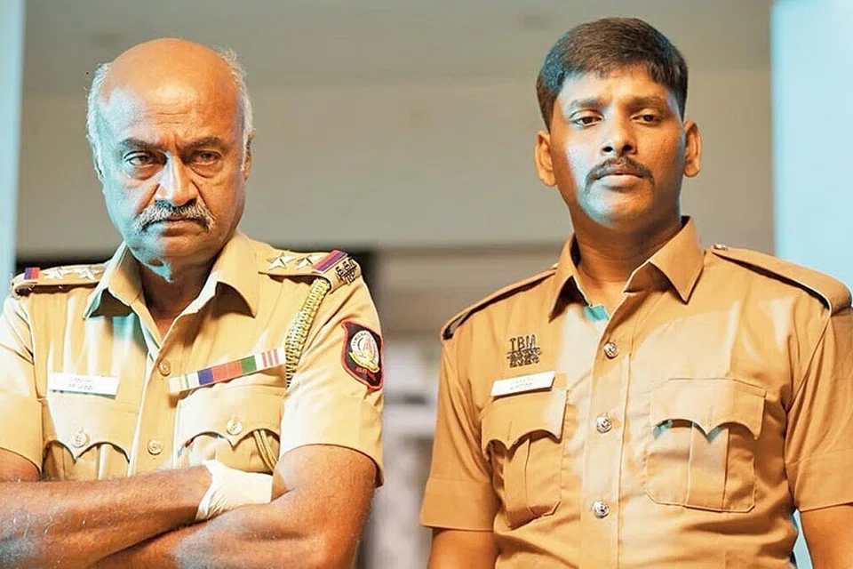‘விடியும் காத்திரு’ படத்திர்ல எம்.எஸ்.பாஸ்கர் (இடது).