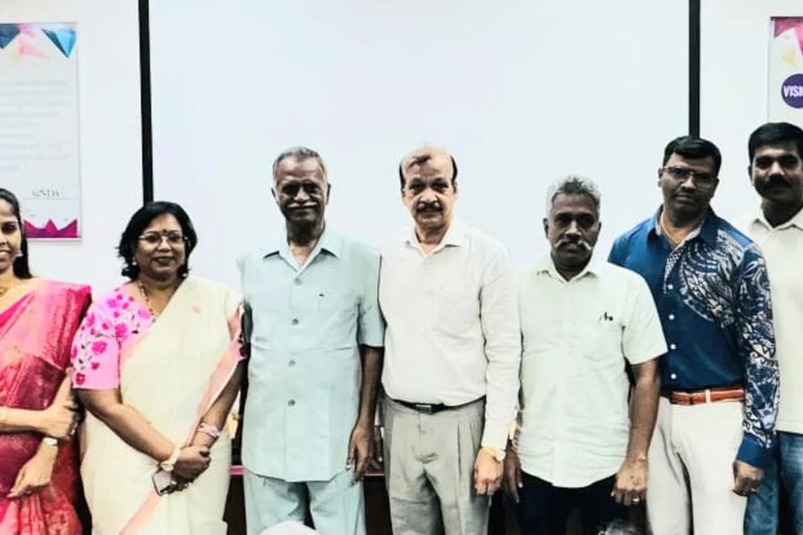 எழுத்தாளர் கழகப் புதிய தலைவராக சு.முத்துமாணிக்கம் தேர்வு