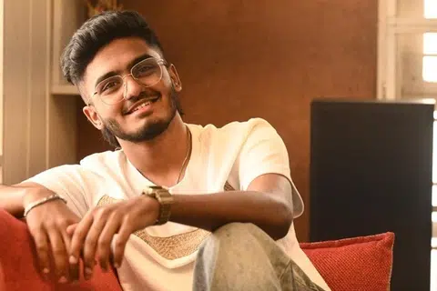 சாய் அபயங்கர்.