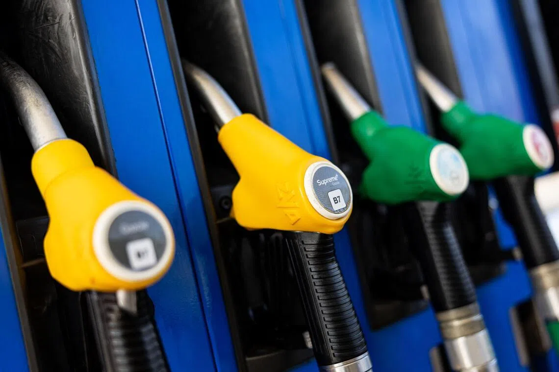 இருப்பில் உள்ள எண்ணெய்யை விநியோகம் செய்ய ஜி7 ஆலோசனை