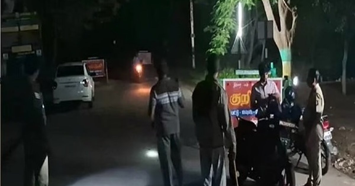 தேனி மாவட்டச் சிறையில் இருந்து 17 கைதிகள் தப்பியோட்டம்: தீவிர தேடுதல் வேட்டை
