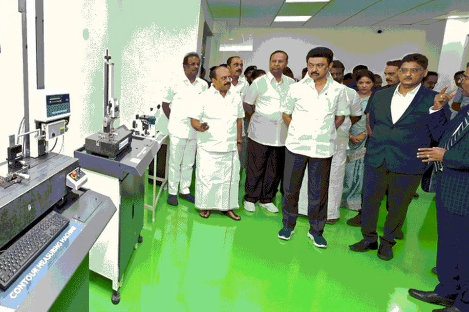 துல்லிய பொறியியல், தொழில்நுட்ப மையமானது 18.18 கோடி ரூபாய் செலவில் அமைக்கப்பட்டுள்ளது.