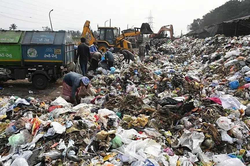 திடக்கழிவு மேலாண்மை மாற்றம்: கிராமங்களில் எதிர்ப்பு