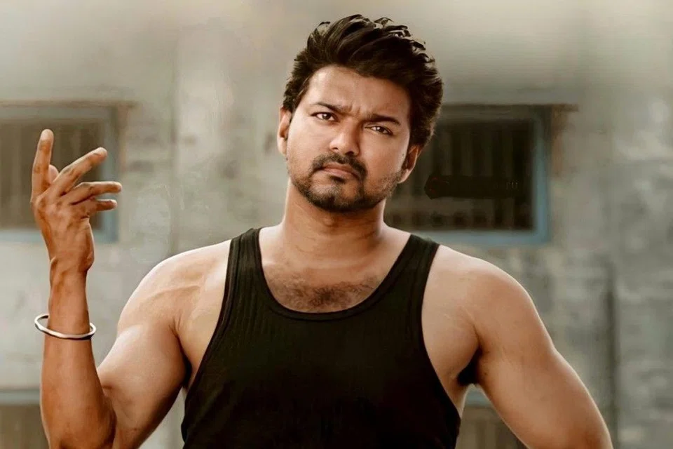 நடிகர் விஜய். 