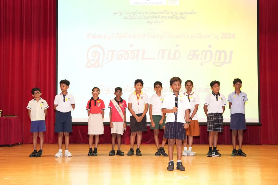 முதல் சுற்றுக்குத் தேர்வுபெற்ற தொடக்கநிலை மாணவர்கள்.