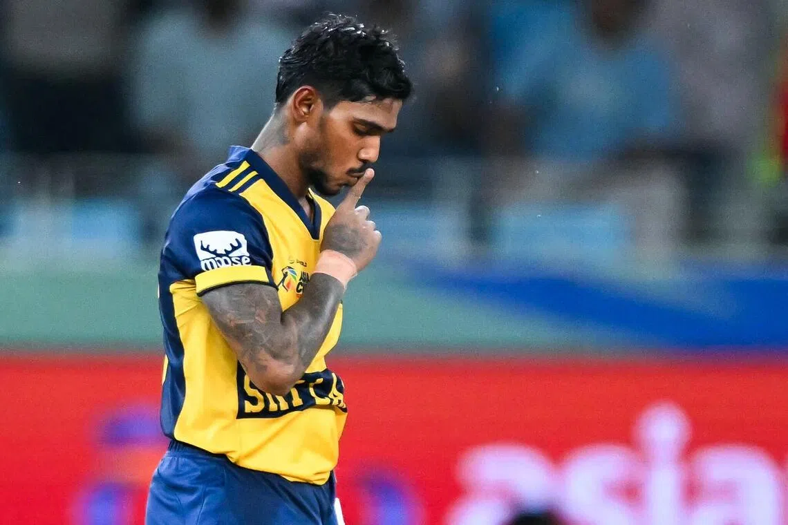 கிரிக்கெட்: சூப்பர் ஓவரில் இலங்கையை வீழ்த்திய இந்தியா